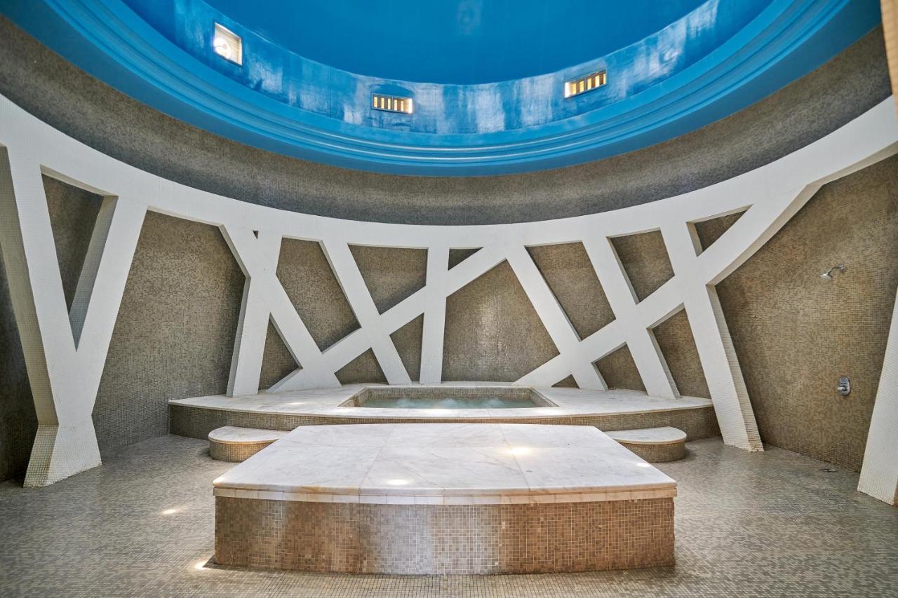 Mosaique Beach Resort Taba Heights Exterior photo The interior of the chapel