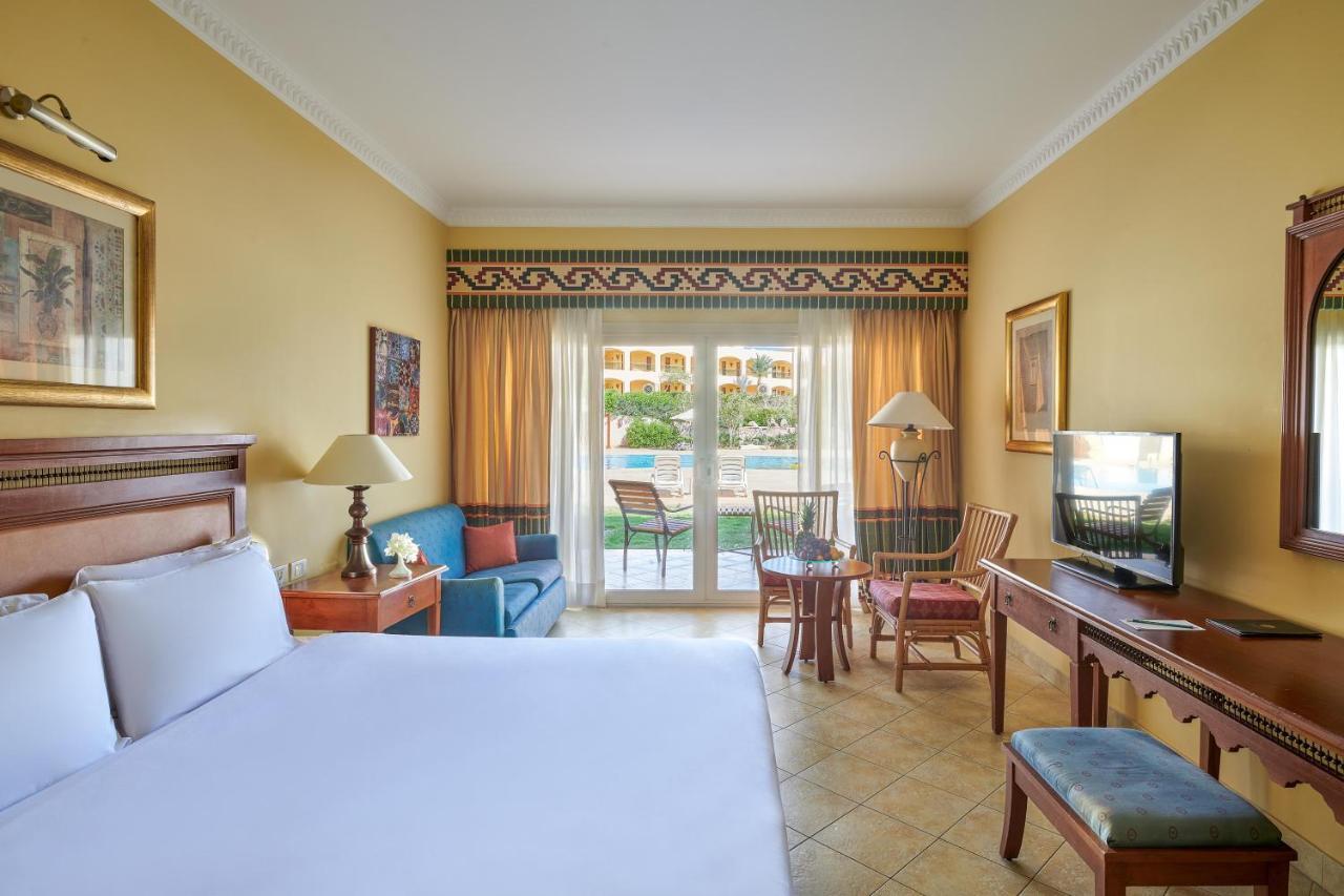 Mosaique Beach Resort Taba Heights Exterior photo A room at Hilton Sharm El Sheikh Resort